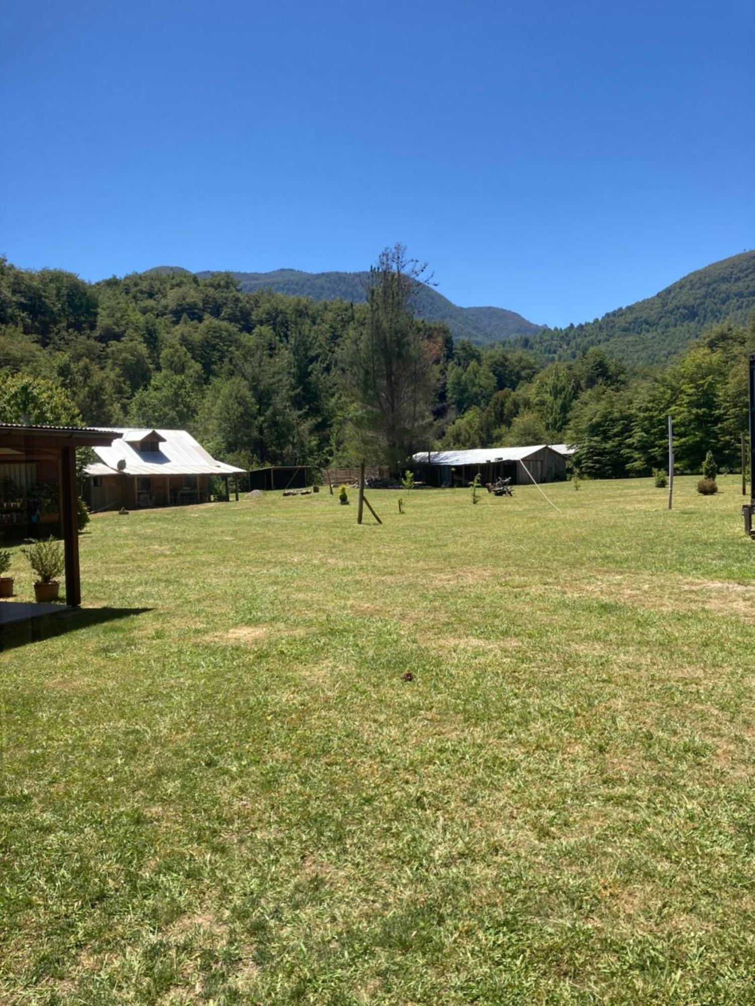 Los Arrayanes De Huife Villa Termas de Huife Bagian luar foto